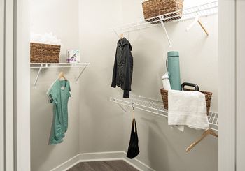 Drift town center east walk-in closet